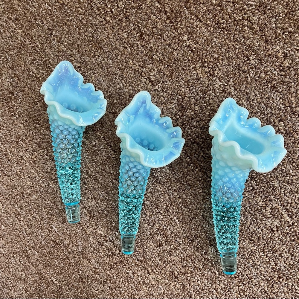Fenton Blue Opalescent Hobnail Epergne - Picture 10 of 16